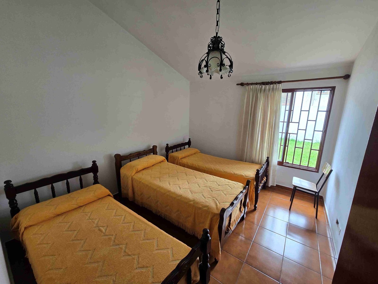 BELLA CASA EN VENTA EN CARLOS, CON PILETA, GAS NATURAL, BARRIO Miguel Muñoz — foto 13