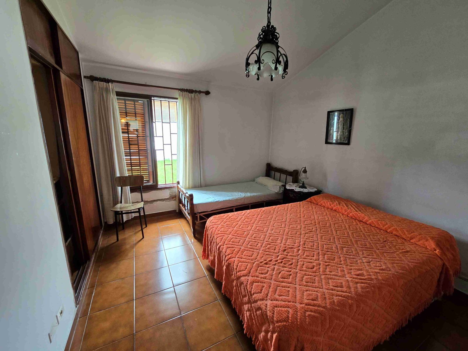 BELLA CASA EN VENTA EN CARLOS, CON PILETA, GAS NATURAL, BARRIO Miguel Muñoz — foto 14