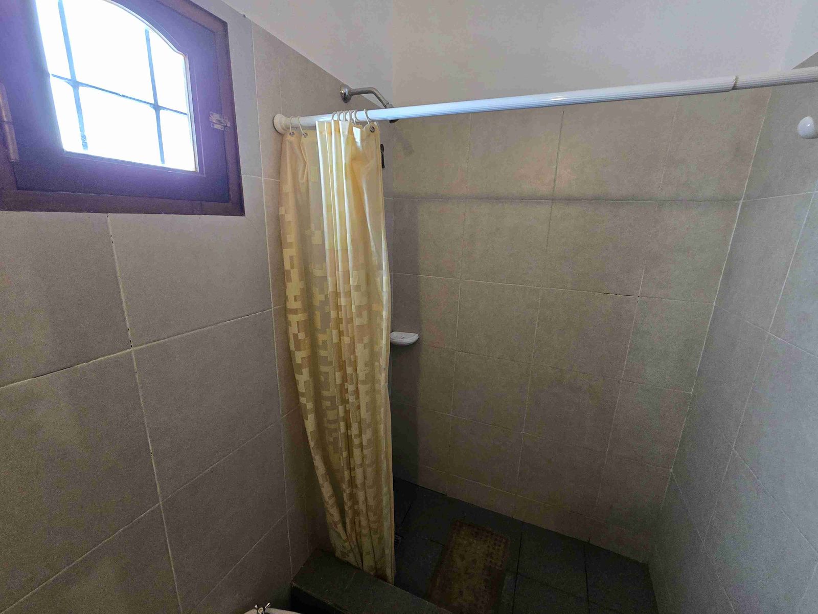 MUY LINDA CASA EN VENTA EN LA LOCALIDAD DE CABALANGO, CON 2.100 Mt2 de Terreno. Bello Entorno. Vivirla todo el año - 16