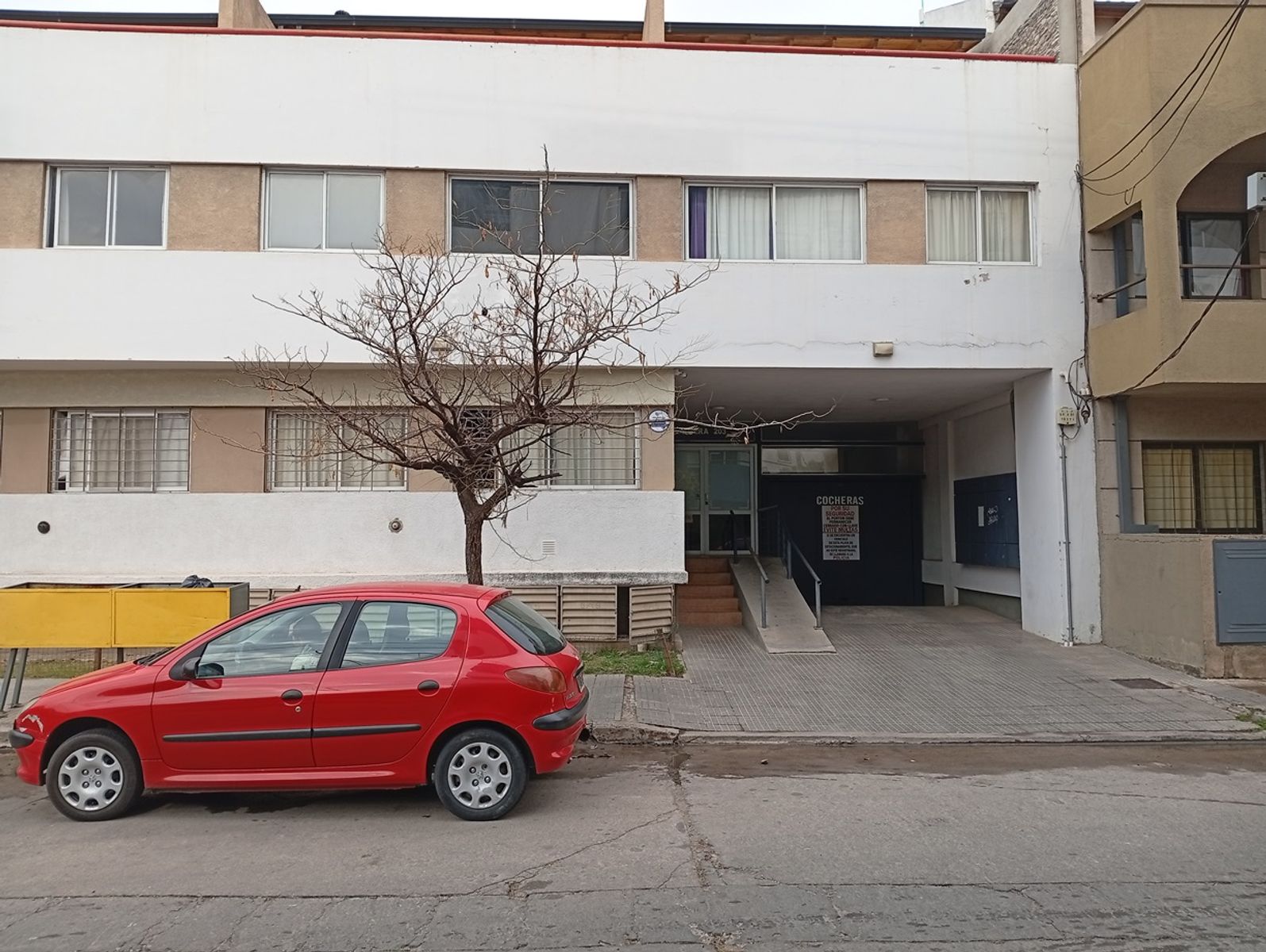 LINDO DEPARTAMENTO EN ALQUILER PERMANENTE EN CARLOS PAZ, 2 DORM. AMOBLADO. EDIFICIO RIBERA - 2