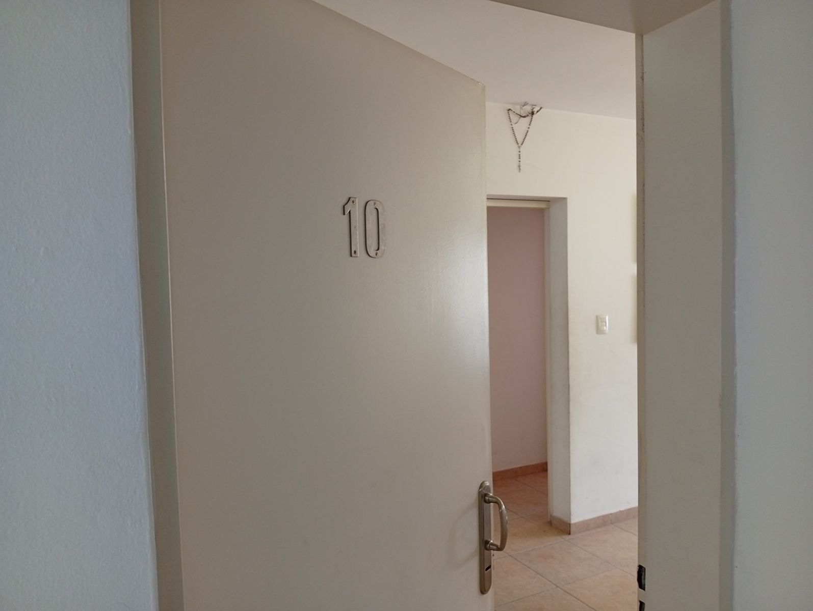 LINDO DEPARTAMENTO EN ALQUILER PERMANENTE EN CARLOS PAZ, 2 DORM. AMOBLADO. EDIFICIO RIBERA - 3