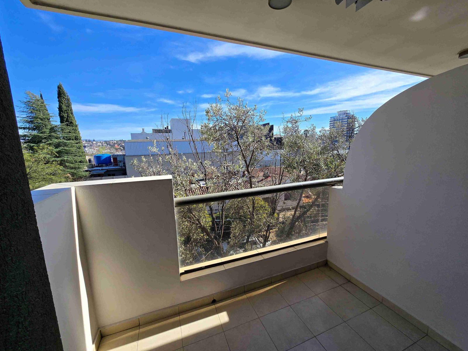 LINDO DEPARTAMENTO EN ALQUILER PERMANENTE EN CARLOS PAZ, 1 DORM. AMOBLADO. EDIFICIO LOS OLIVOS 1 - 8