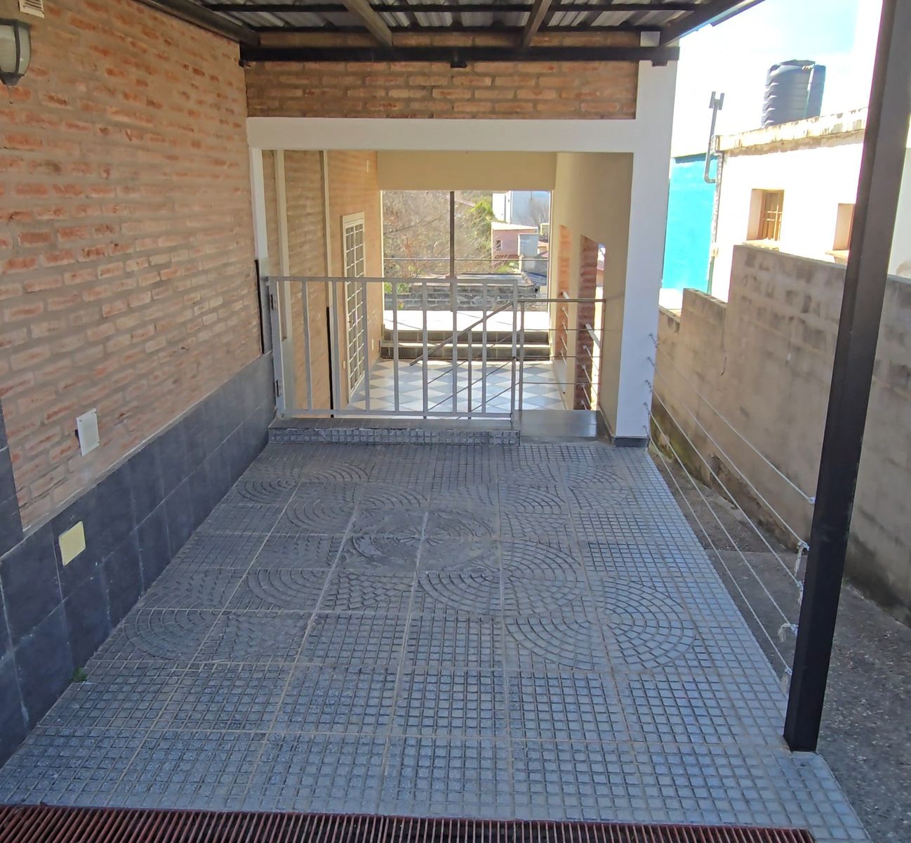 MUY LINDA CASA EN VENTA EN CARLOS PAZ, BARRIO RESIDENCIAL LAS ENSENADAS, CON GAS NATURAL Digna de ver. - 3