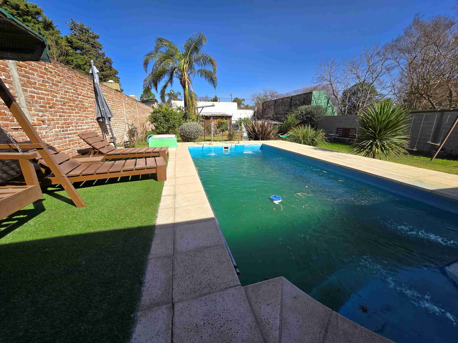 MUY LINDA Y AMPLIA CASA EN VENTA EN CARLOS PAZ, BARRIO SANTA RITA, TODOS LOS SERVICIOS. - 3