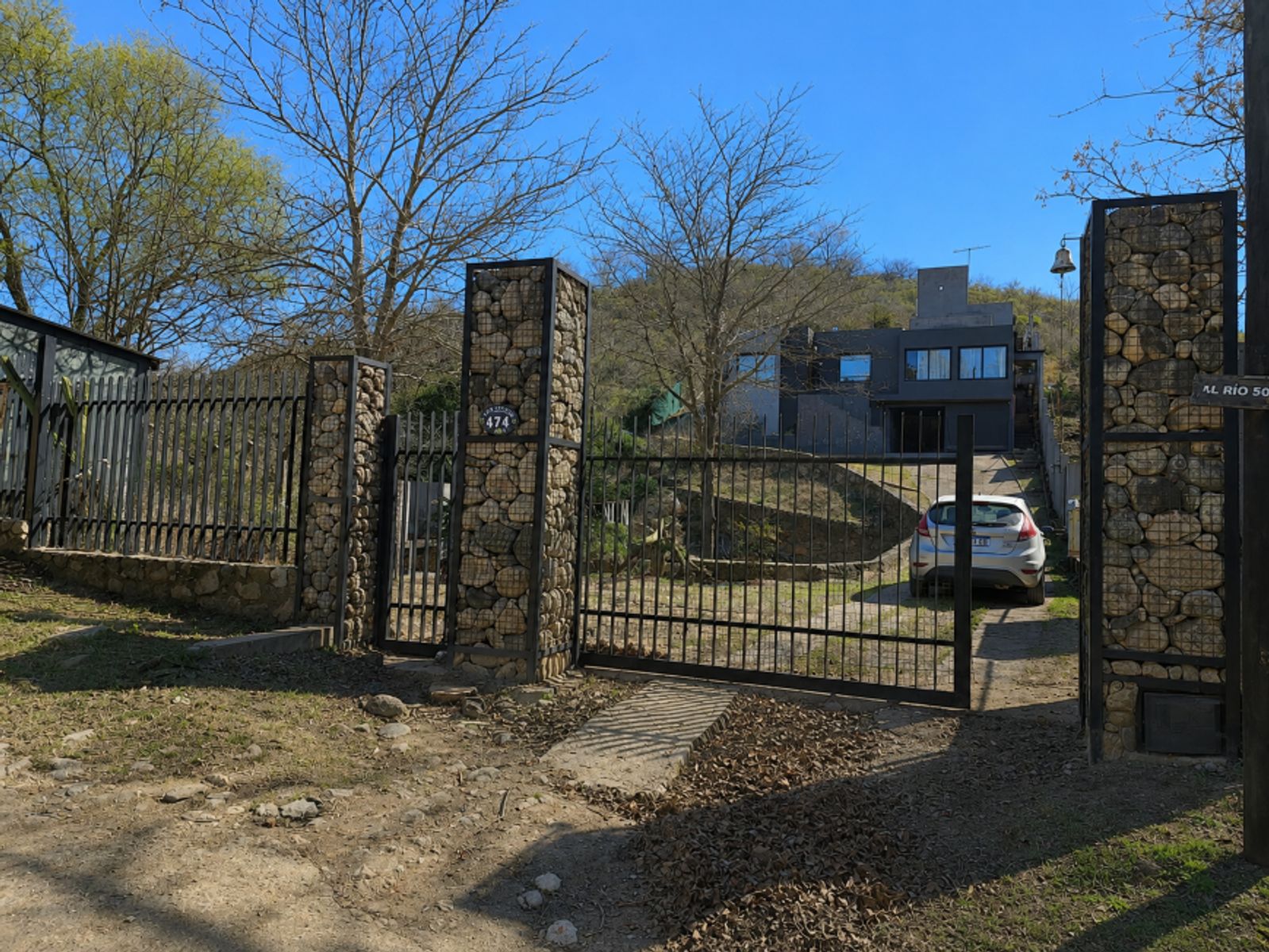 MUY LINDA CASA EN VENTA EN MAYU SUMAJ, DE EXCELENTE CALIDAD & DISEÑO, DISTANTE 50 Mts del RÍO BALNEARIO. - 2