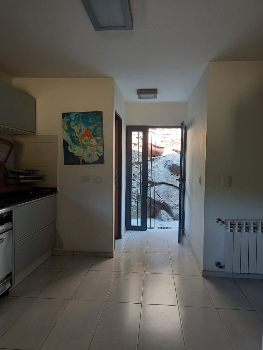 MUY LINDA CASA EN VENTA EN MAYU SUMAJ, DE EXCELENTE CALIDAD & DISEÑO, DISTANTE 50 Mts del RÍO BALNEARIO. - 24