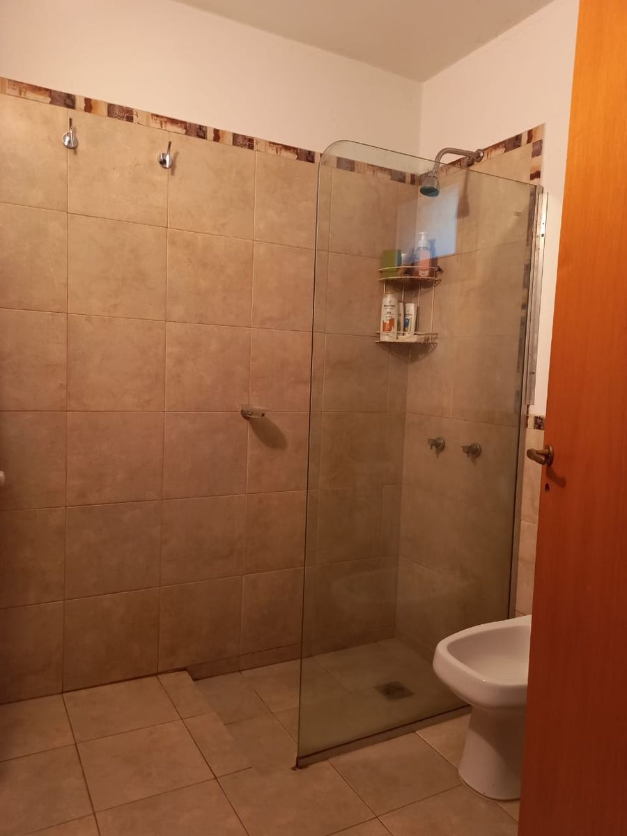 MUY LINDA CASA EN VENTA EN MAYU SUMAJ, DE EXCELENTE CALIDAD & DISEÑO, DISTANTE 50 Mts del RÍO BALNEARIO. - 26