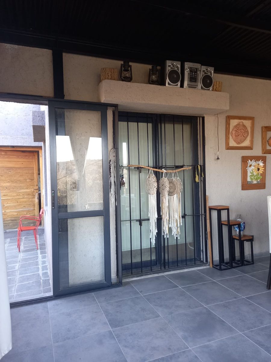 MUY LINDA CASA EN VENTA EN MAYU SUMAJ, DE EXCELENTE CALIDAD & DISEÑO, DISTANTE 50 Mts del RÍO BALNEARIO. - 37