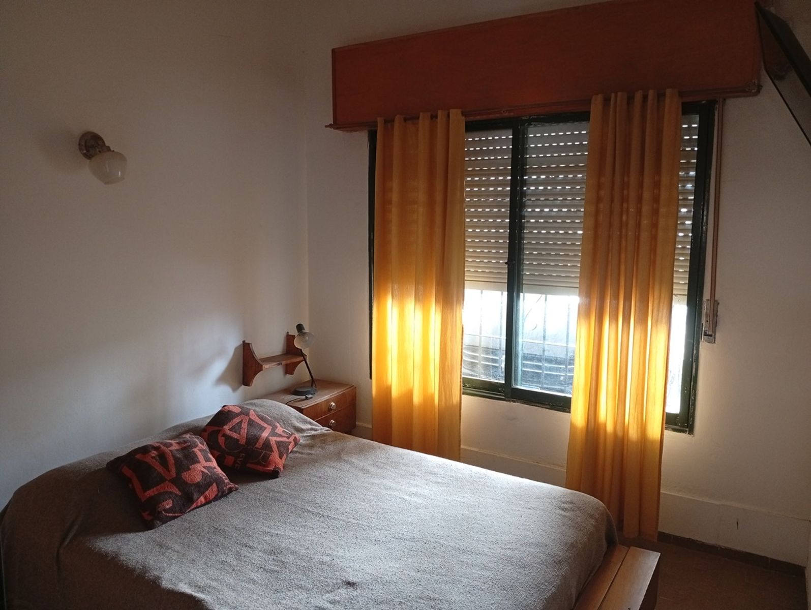 LINDA CASA EN VILLA CARLOS PAZ, ALQUILER PERMANENTE A 2 AÑOS, BARRIO LAS ENSENADAS, GAS NATURAL - 10