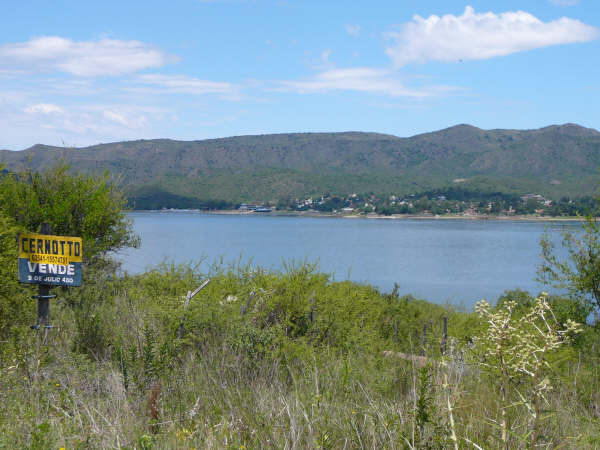 2 TERRRENOS EN CARLOS PAZ CON LA MEJOR VISTA AL LAGO. LOTES DE CATEGORIA — foto 2