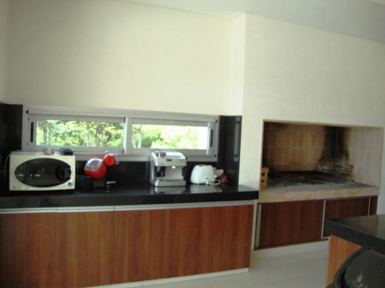 MAGNÍFICA CASA CON COSTA AL LAGO EN VILLA CARLOS PAZ, 45 mts de Costa Directa, Barrio Villa del Lago — foto 4