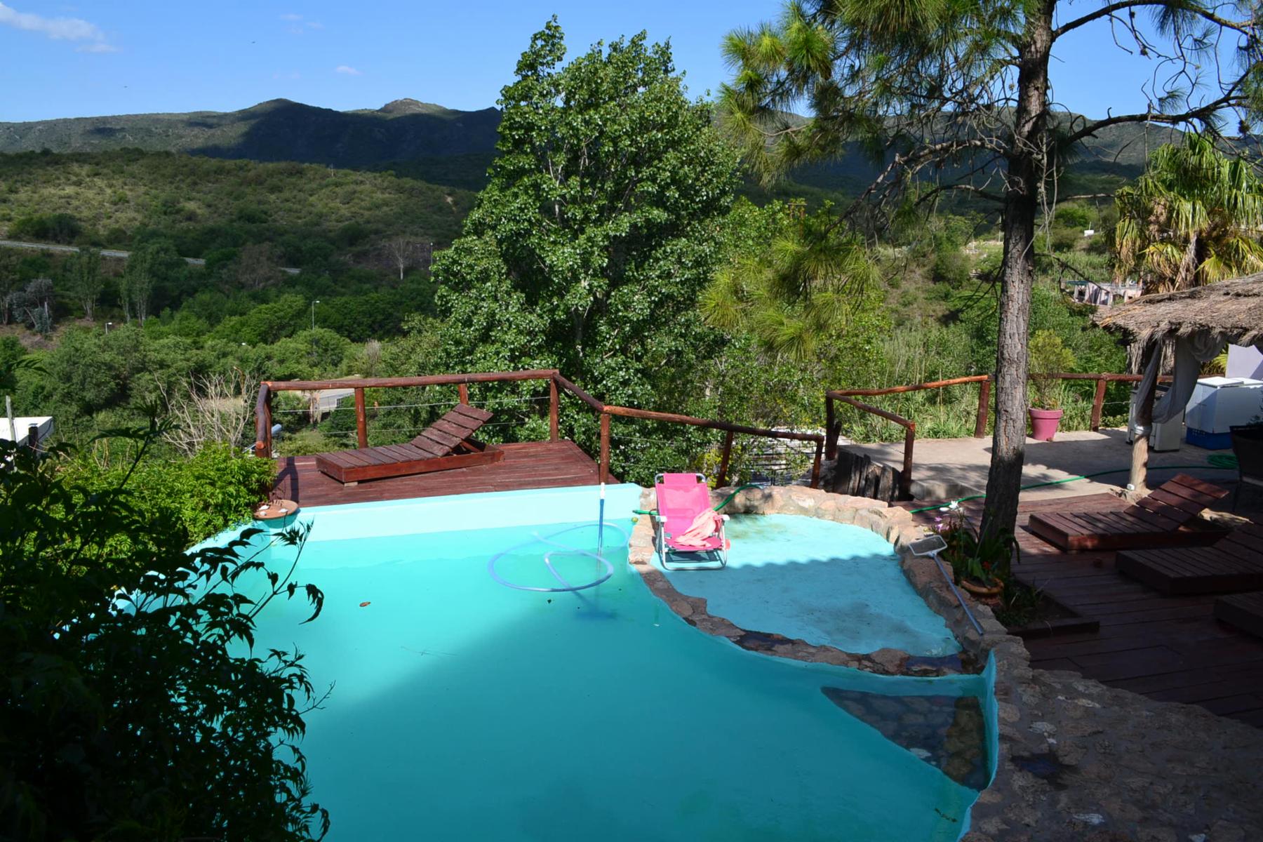 De Blasis Bienes Raices vende Excelente propiedad en barrio Costa Azul de Villa Carlos Paz — foto 3