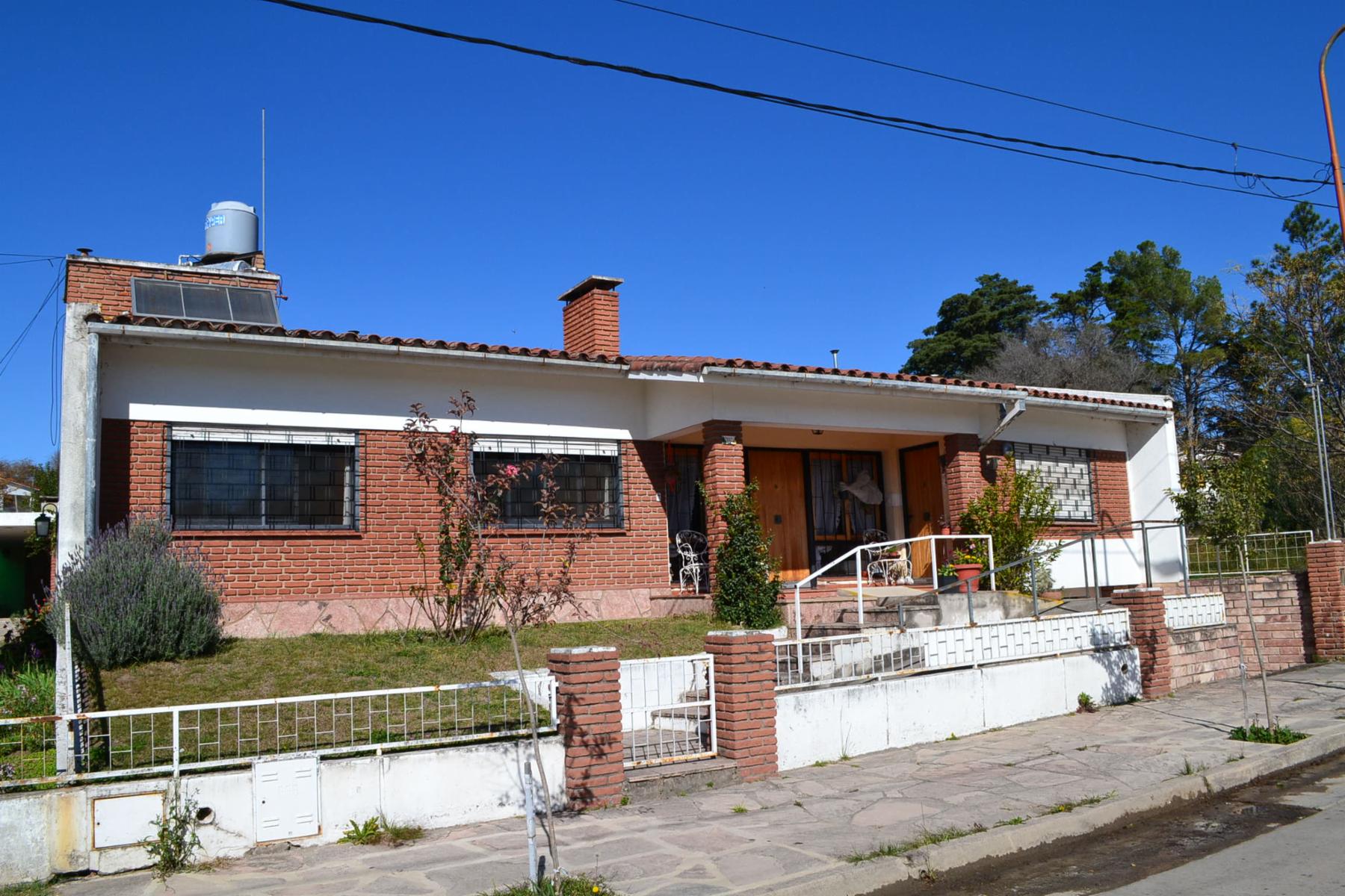 Casa en Tanti zona centro