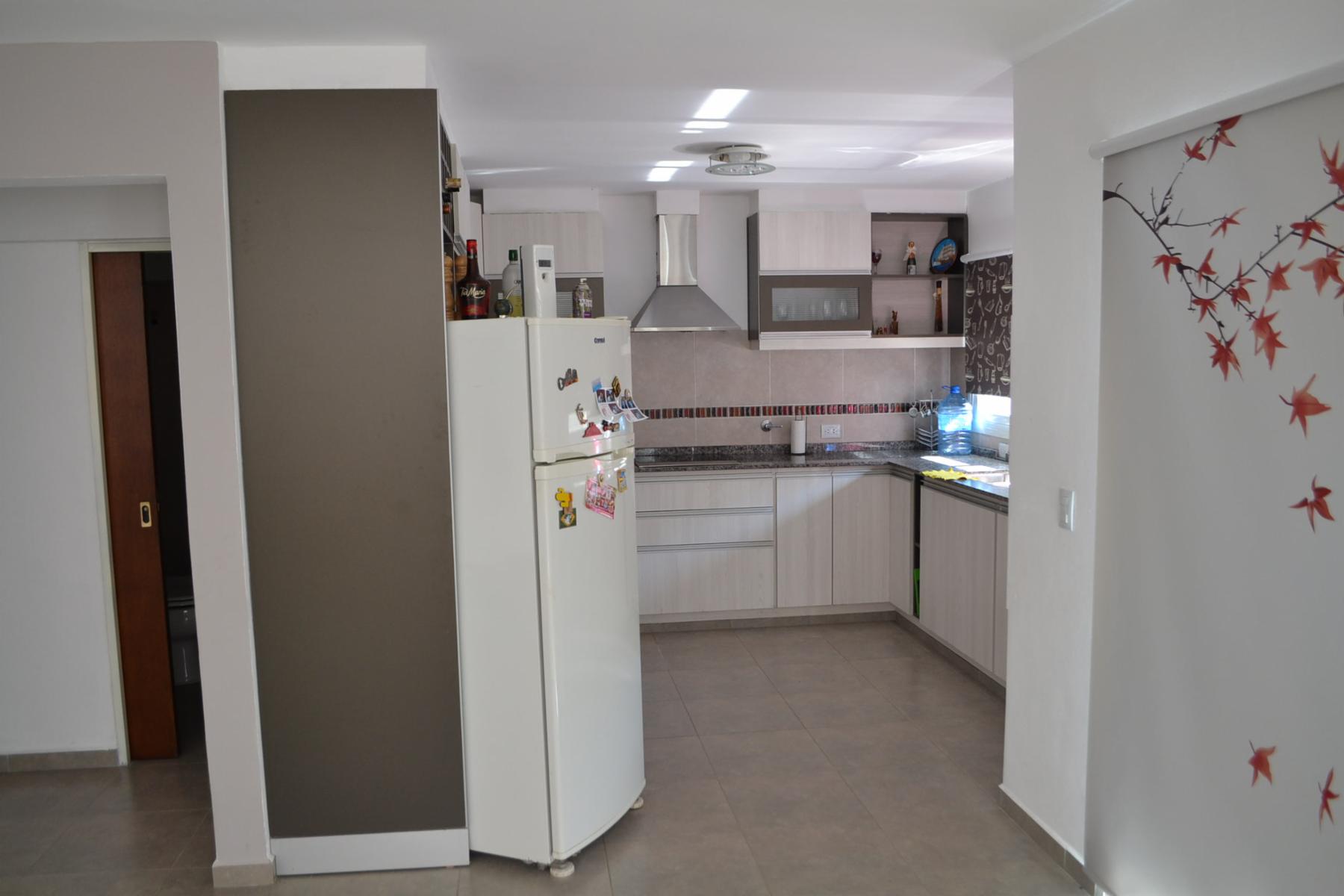 HERMOSA CASA EN TANTI A ESTRENAR Y CON GAS NATURAL — foto 8