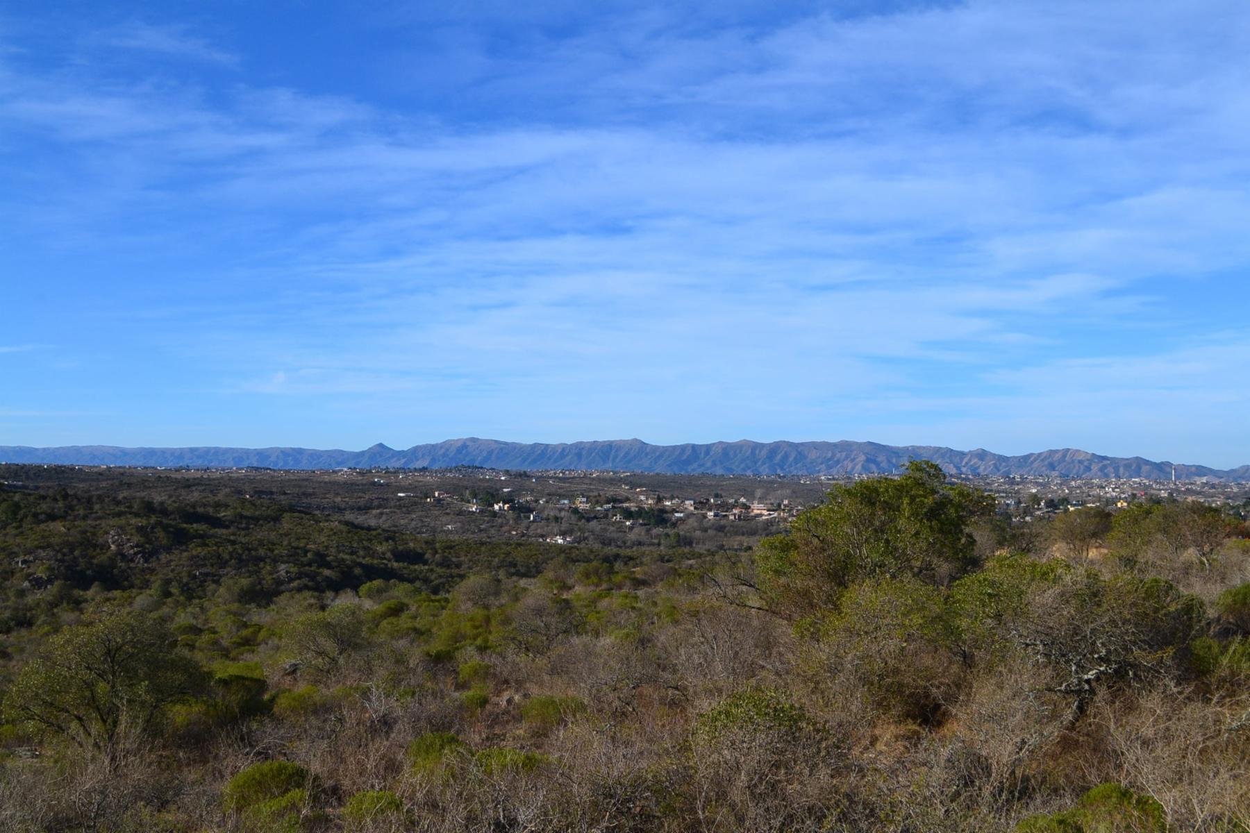 SE VENDE UNA HECTAREA EN CABALANGO, SIERRAS DE CORDOBA — foto 4