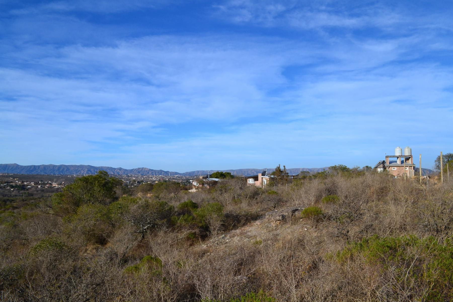 SE VENDE UNA HECTAREA EN CABALANGO, SIERRAS DE CORDOBA — foto 6