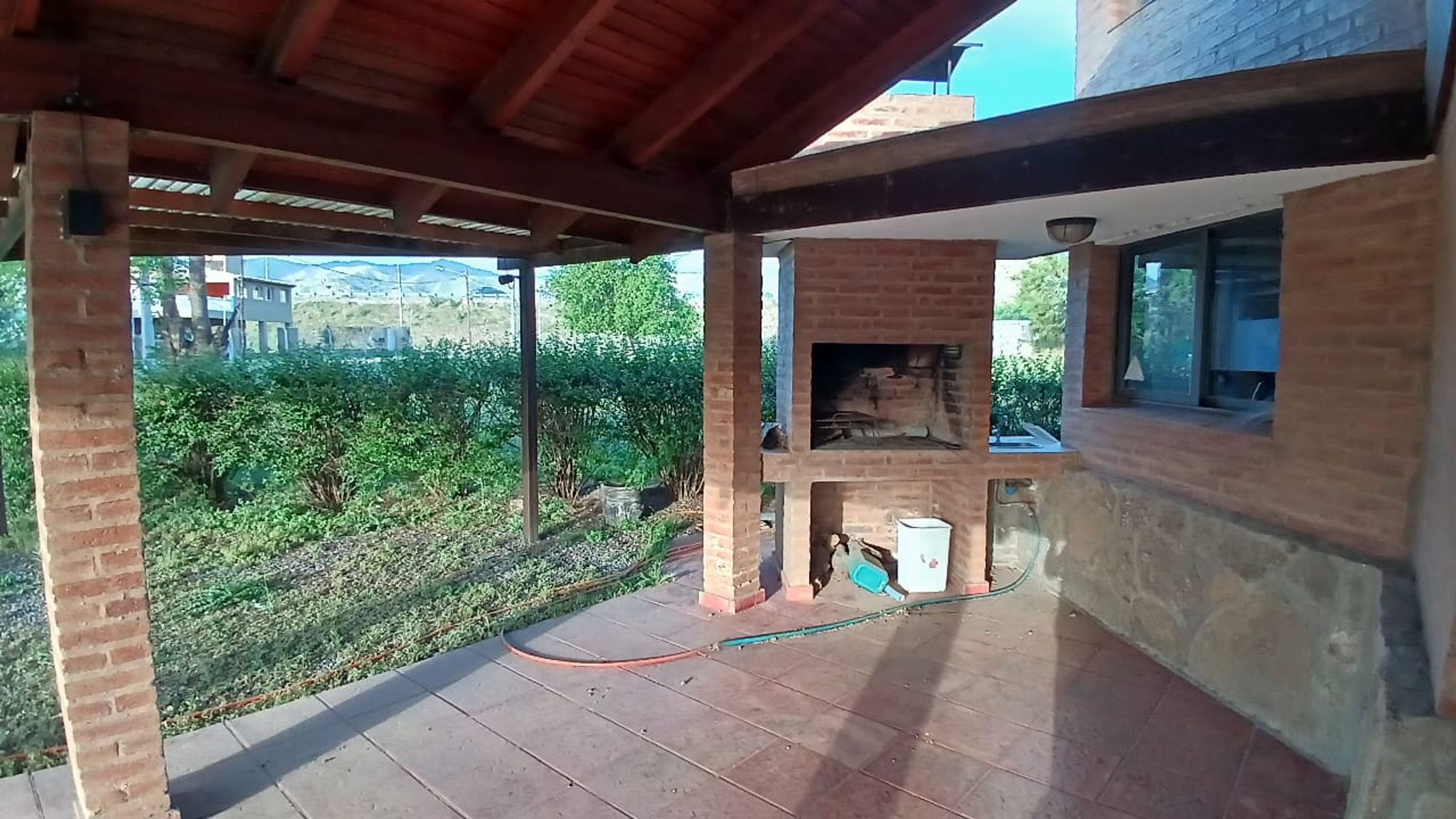 Casa en Comuna San Roque a orillas del Lago San Roque - 3