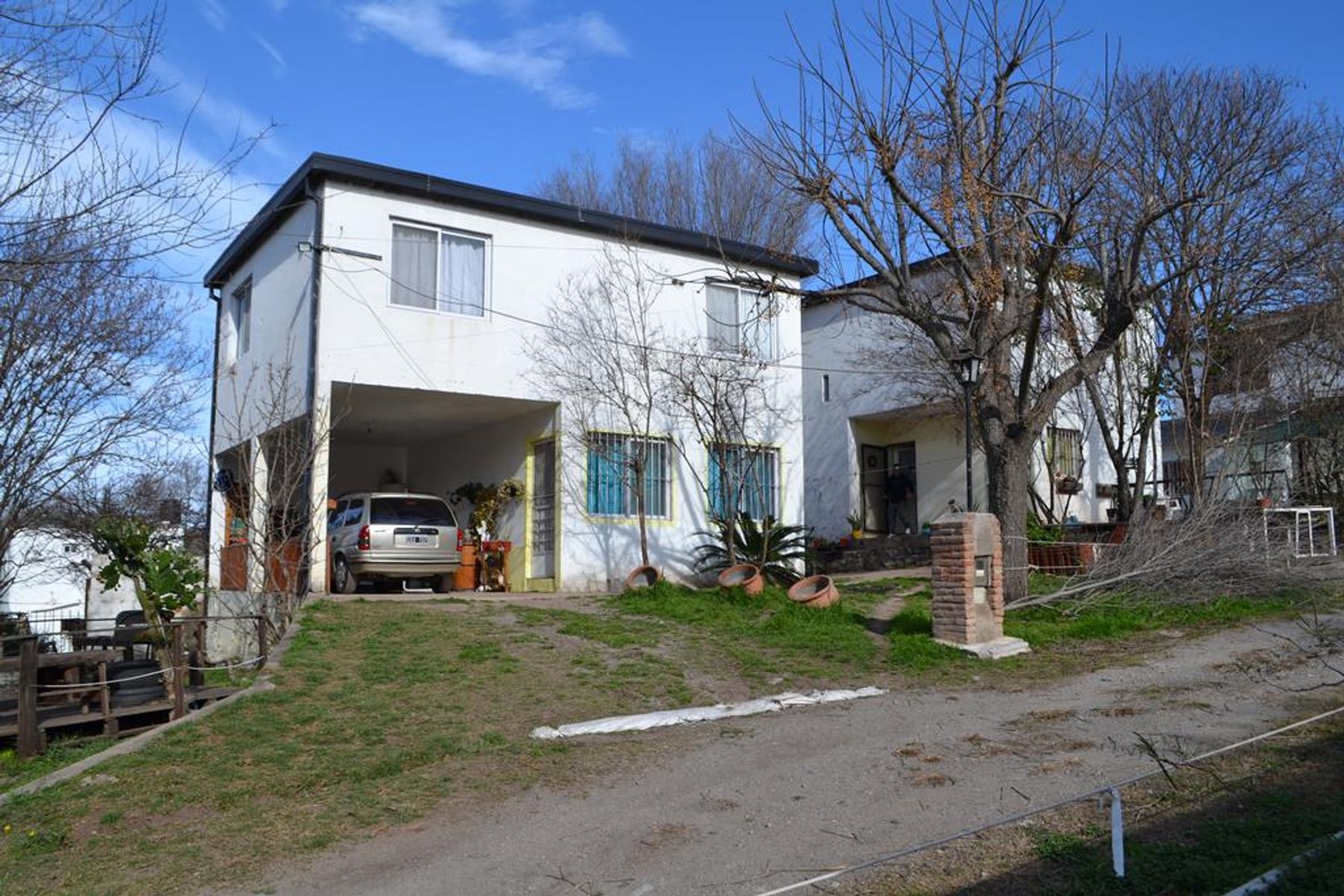 Complejo de departamentos en venta - Tanti - 2