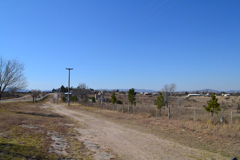 Apto para loteo 10 hectáreas al ingreso a TANTI
Vende De Blasis Bienes Raices — foto 3