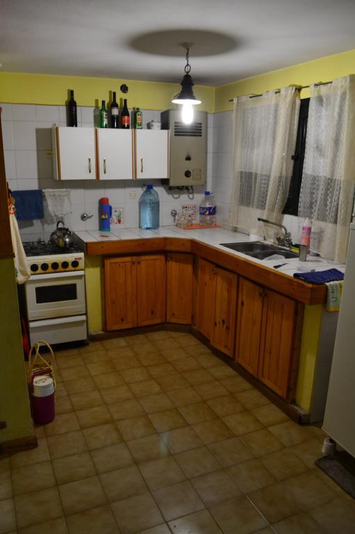 De Blasis Bienes Raices Se Vende linda CASA CÉNTRICA en TANTI — foto 2