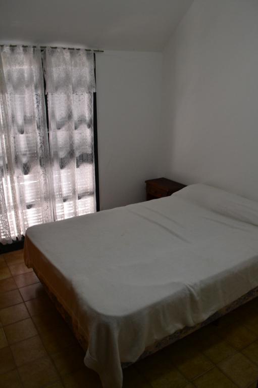 De Blasis Bienes Raices Se Vende linda CASA CÉNTRICA en TANTI — foto 7