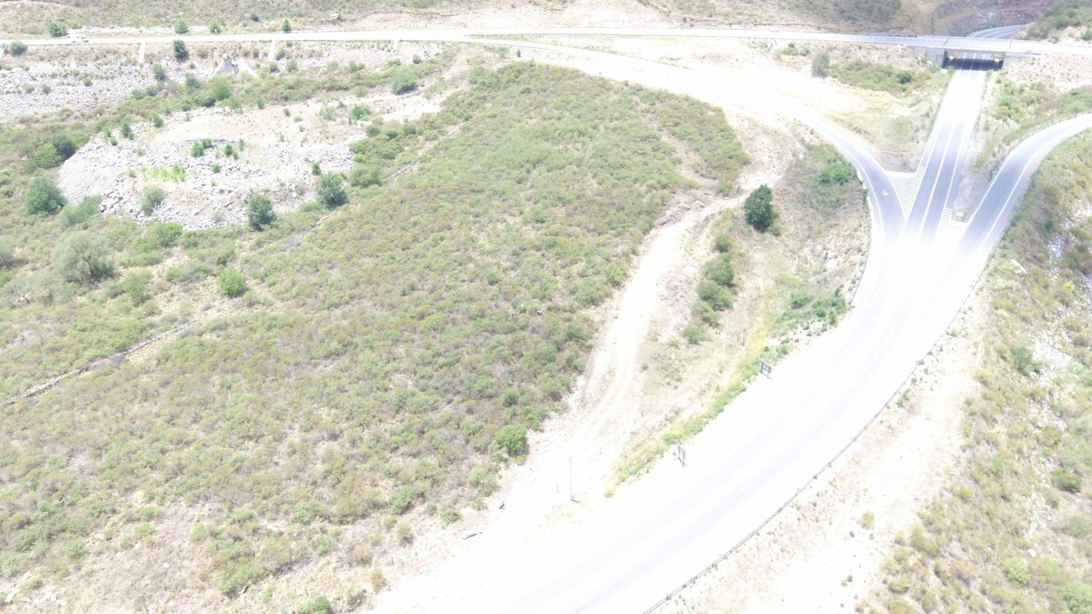 FRACCION SOBRE RUTA EN LAS JARILLAS, SAN ANTONIO DE ARREDONDO, CORDOBA — foto 2