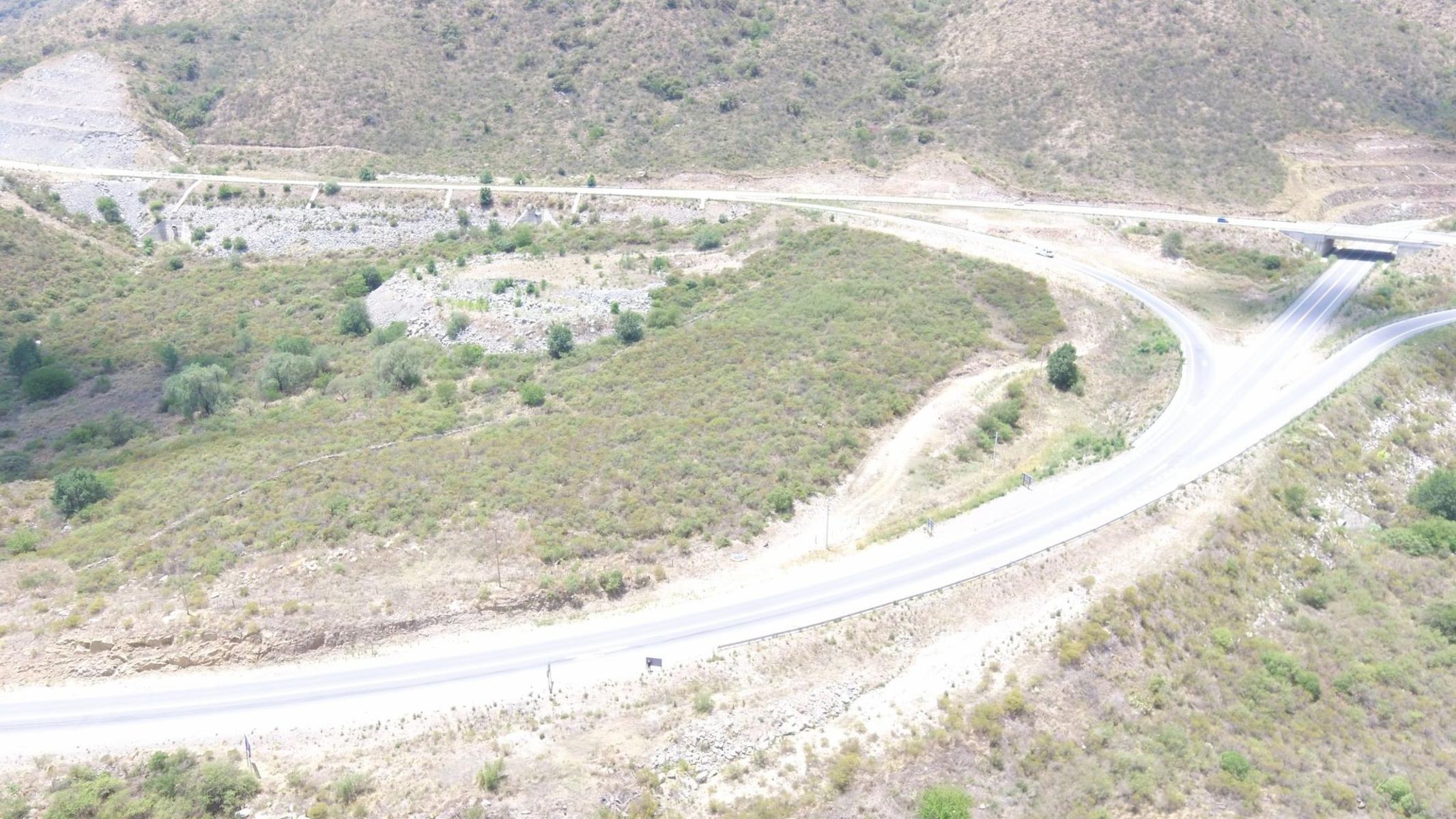 FRACCION SOBRE RUTA EN LAS JARILLAS, SAN ANTONIO DE ARREDONDO, CORDOBA — foto 3