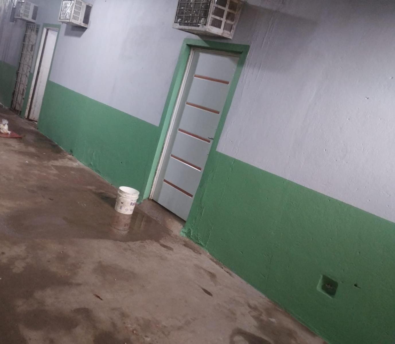 PH excelente oportunidad propiedad horizontal 5 dptos. en planta baja. 1 local comercial 1 dpto. con terraza y cochera para 6 autos. - 6