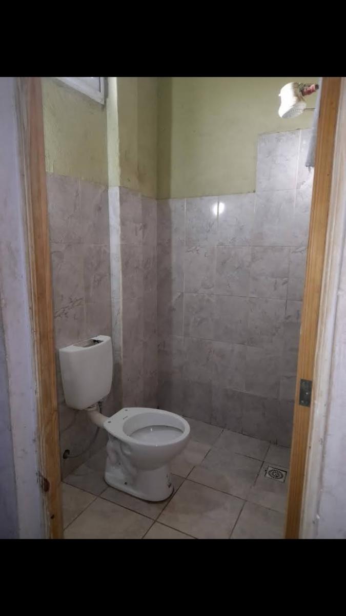 PH excelente oportunidad propiedad horizontal 5 dptos. en planta baja. 1 local comercial 1 dpto. con terraza y cochera para 6 autos. - 13
