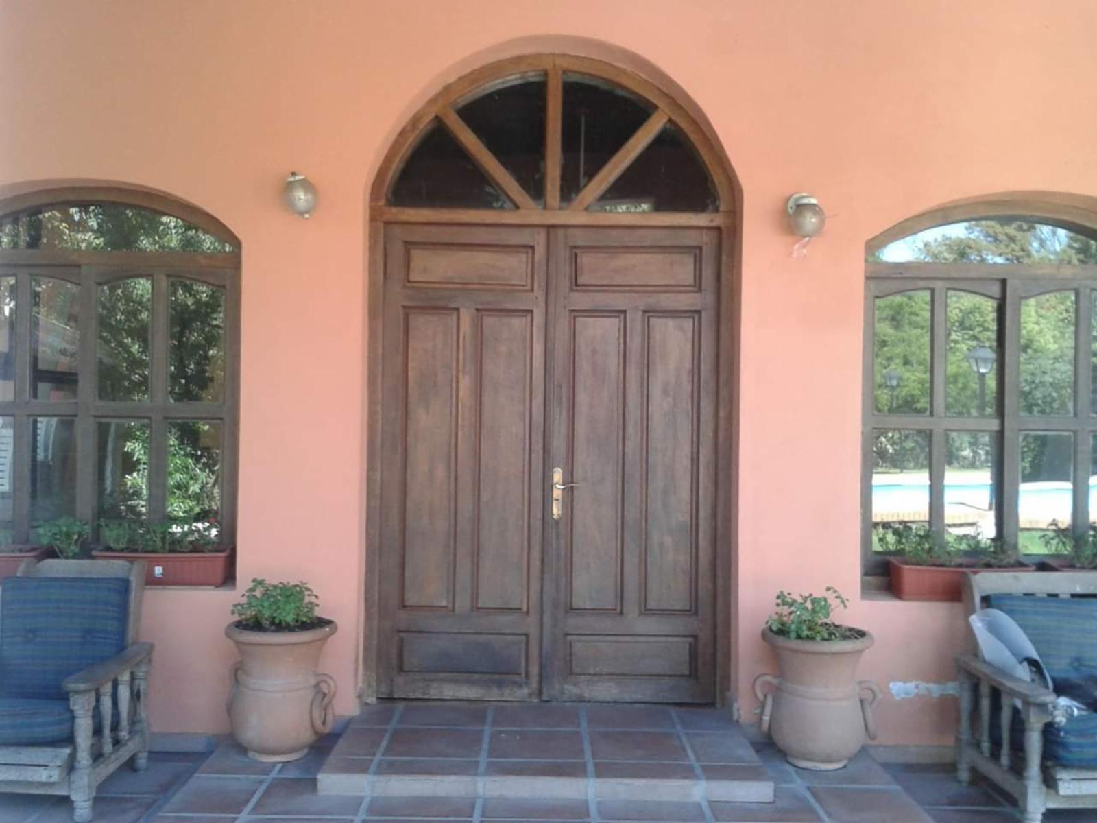 Venta de Casa quinta y 4 Duplex de 2 ambientes con cochera y patio en Parque Leloir — foto 9