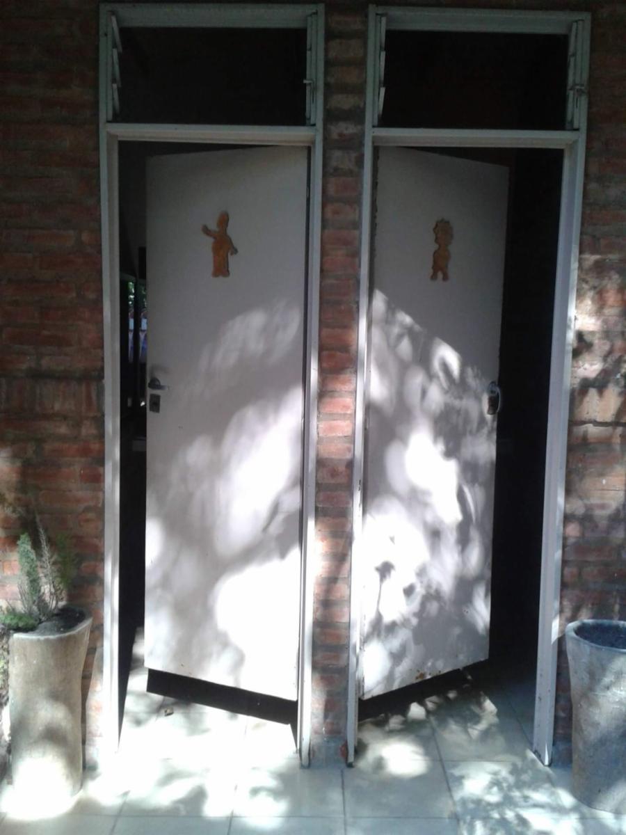 Venta de Casa quinta y 4 Duplex de 2 ambientes con cochera y patio en Parque Leloir — foto 12