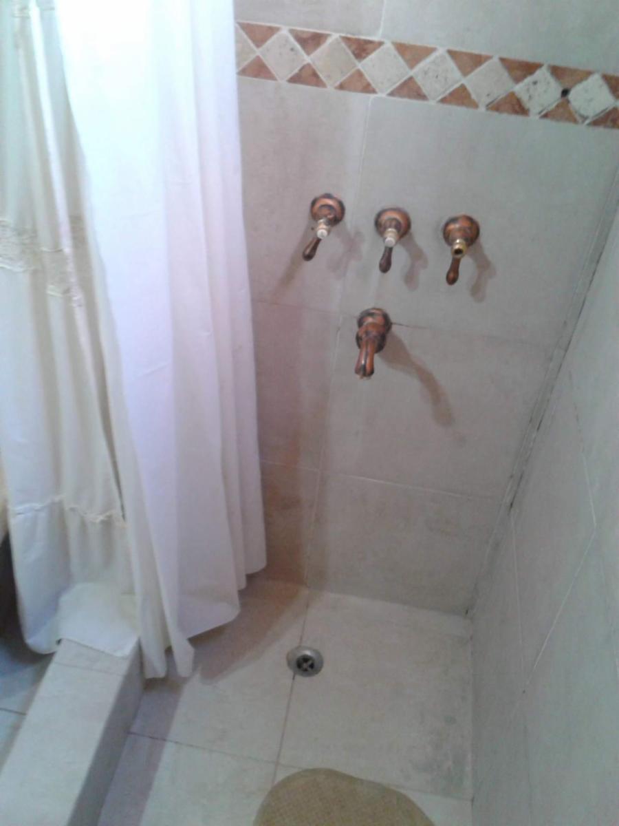 Venta de Casa quinta y 4 Duplex de 2 ambientes con cochera y patio en Parque Leloir — foto 14