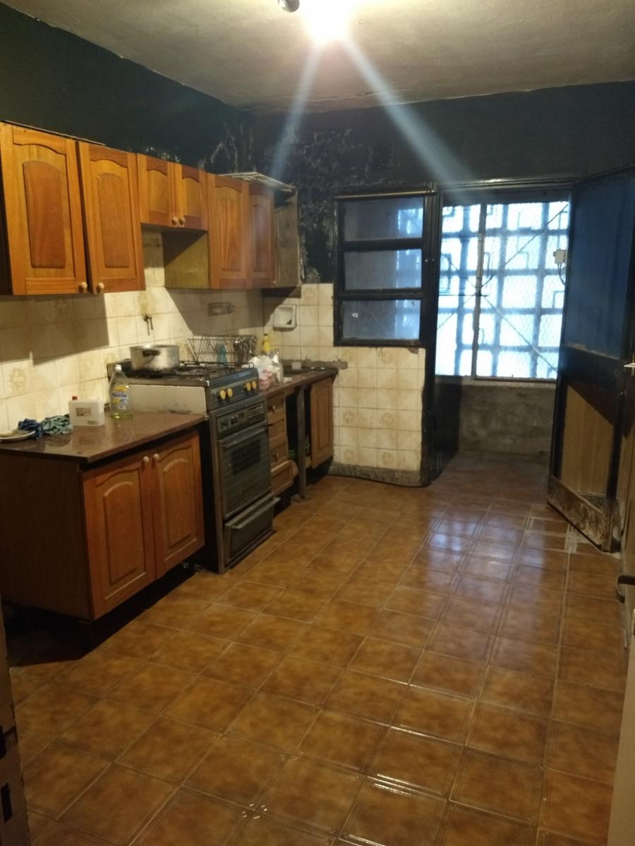 Departamento 4 Ambientes planta baja Villa Luzuriaga — foto 4