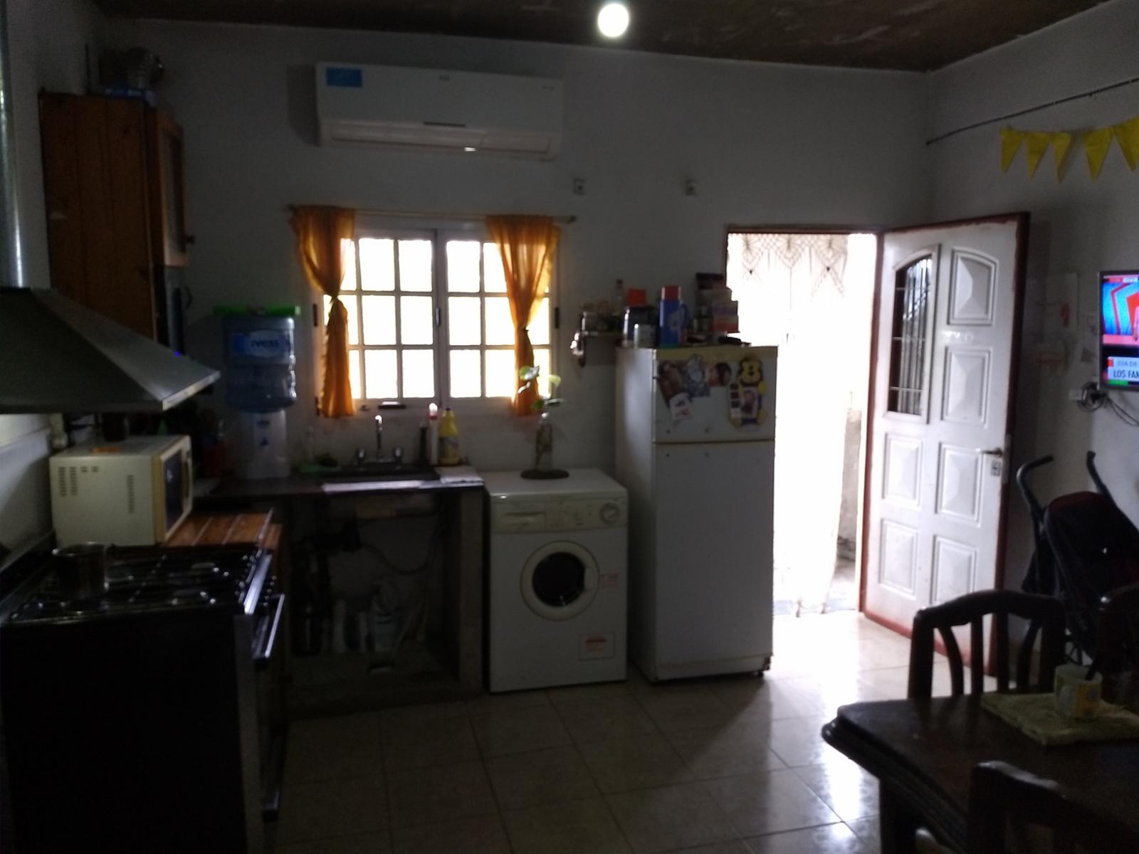Venta en block de dos locales y cuatro departamentos González catán — foto 15
