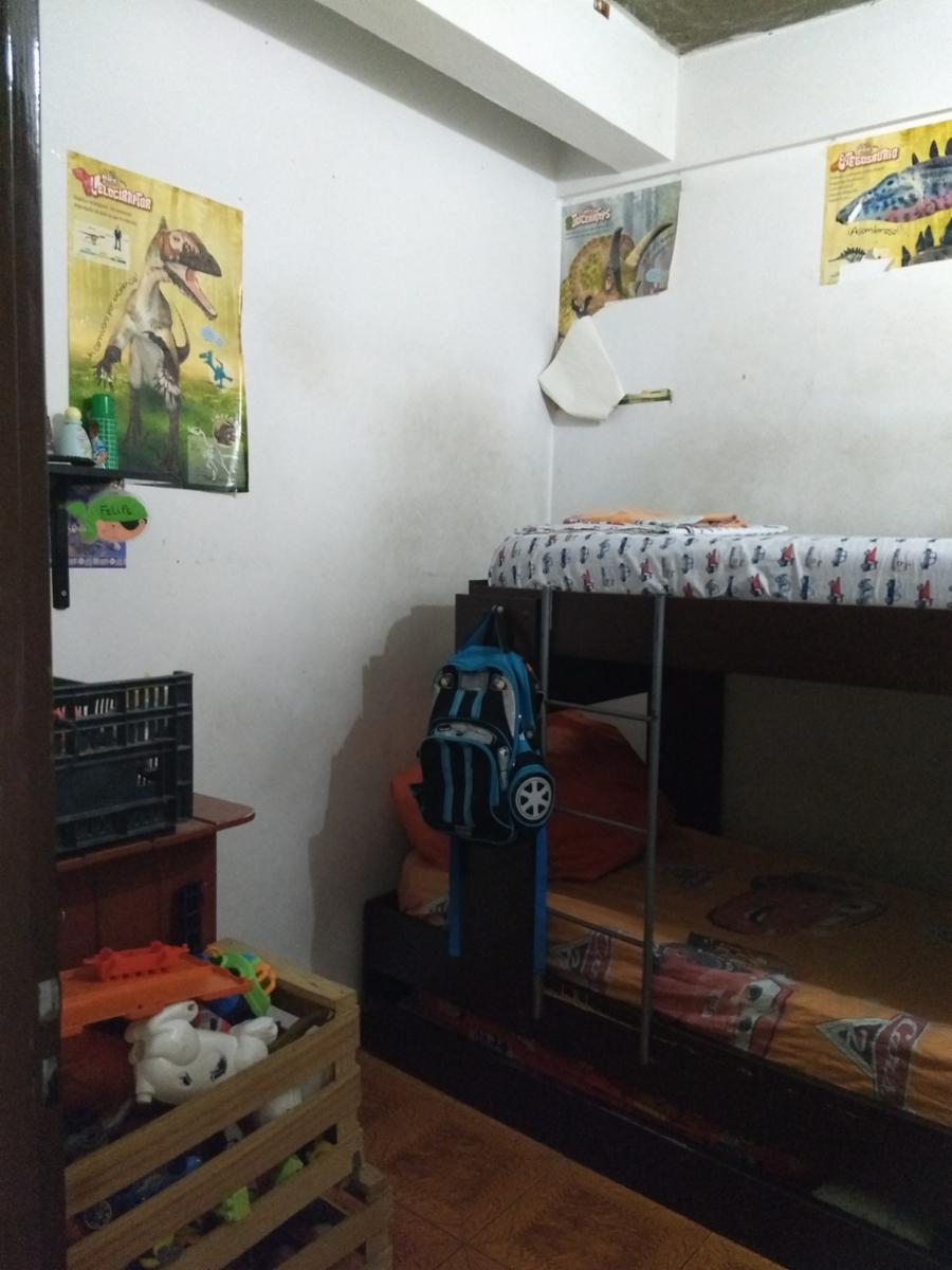 Venta en block de dos locales y cuatro departamentos González catán — foto 9