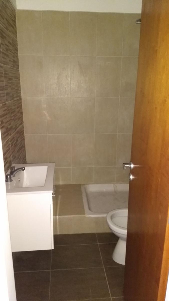 Venta departamento 2 ambientes a estrenar planta baja Villa Luzuriaga