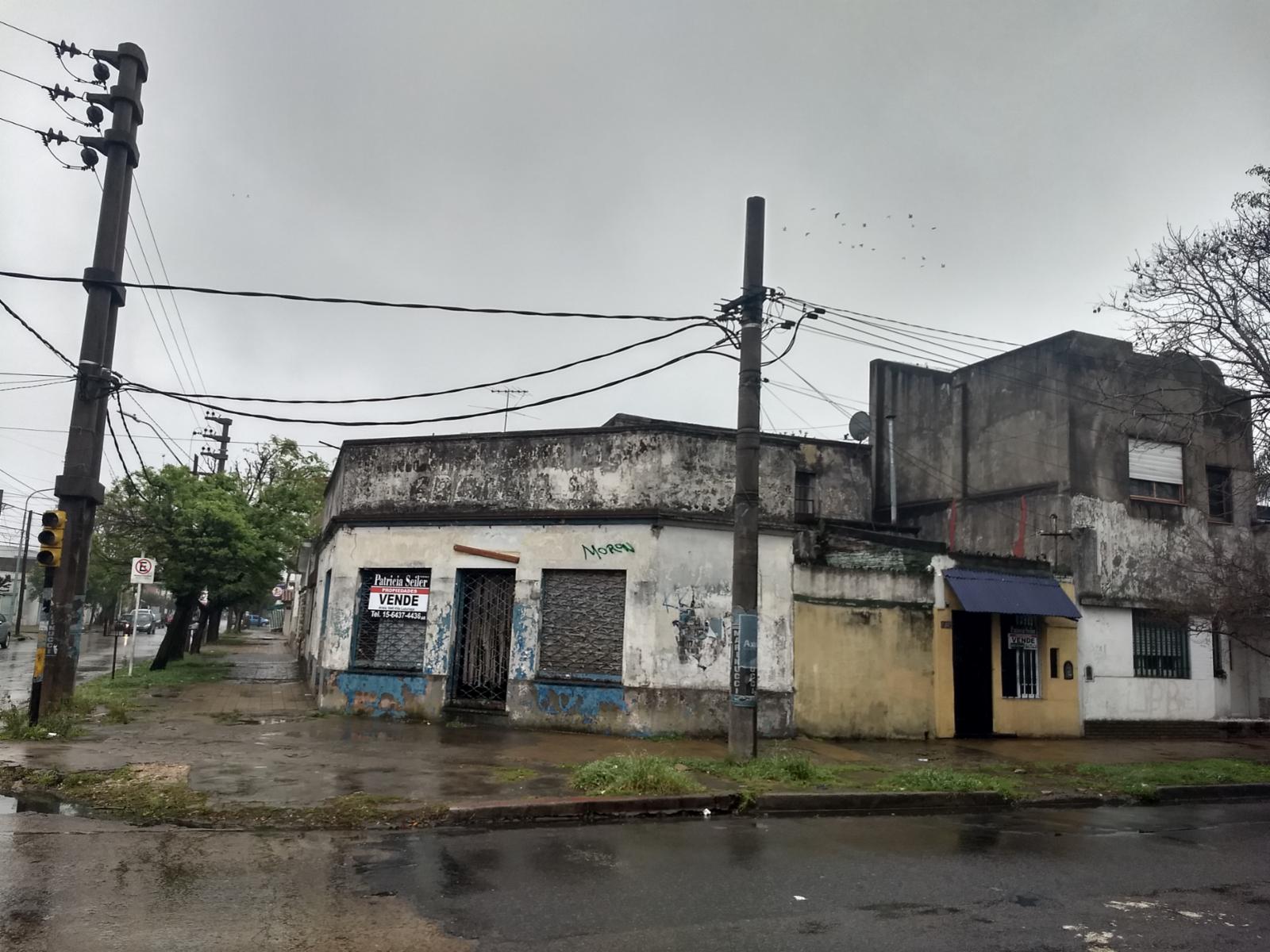 Venta en block local y 2 viviendas Haedo Sur — foto 2