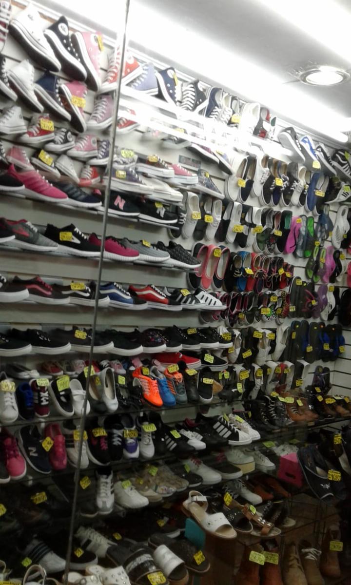 Venta de fondo de comercio marroquinería y zapatería — foto 7