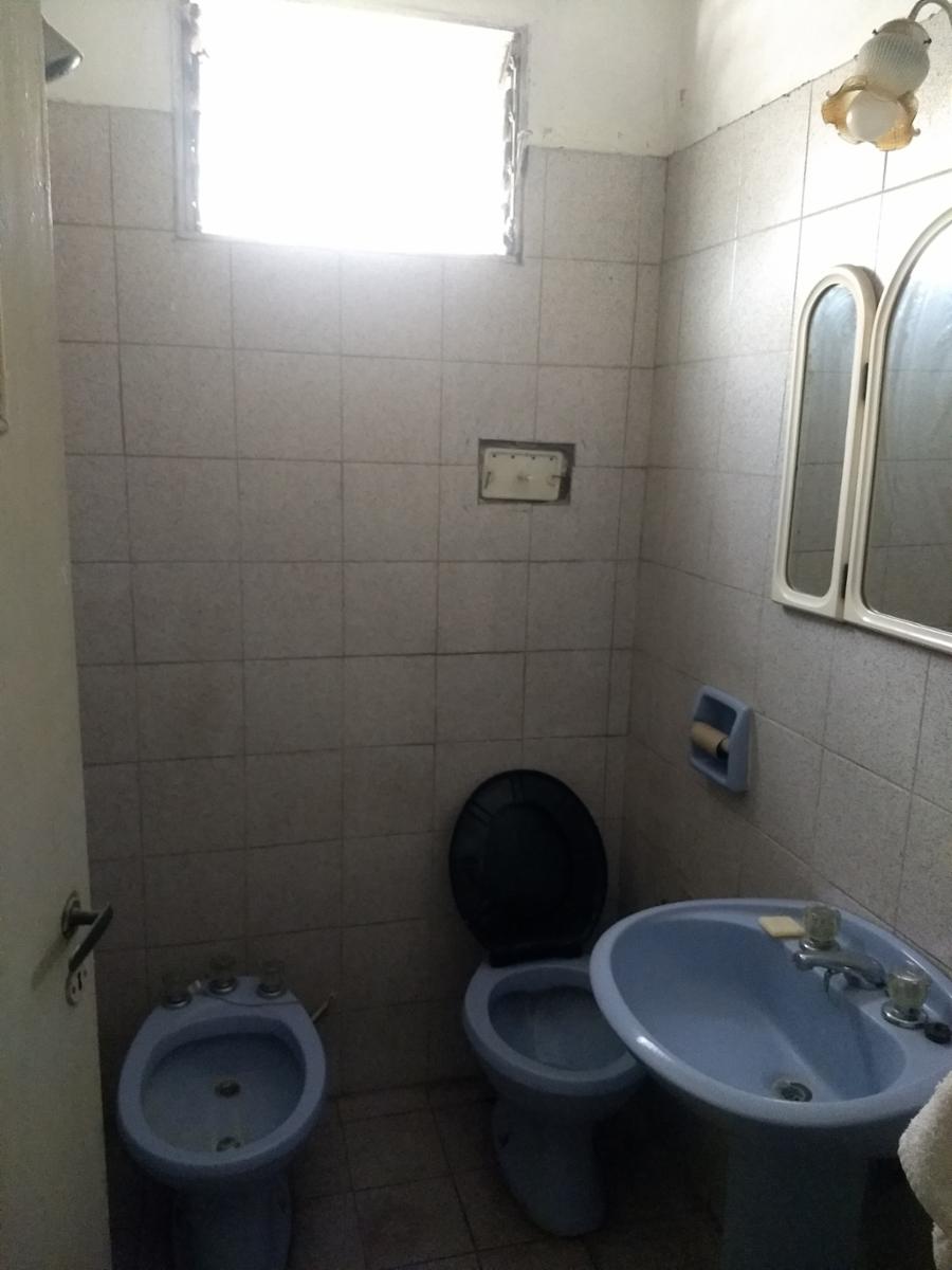 Venta de casa con local Ramos Mejía — foto 8
