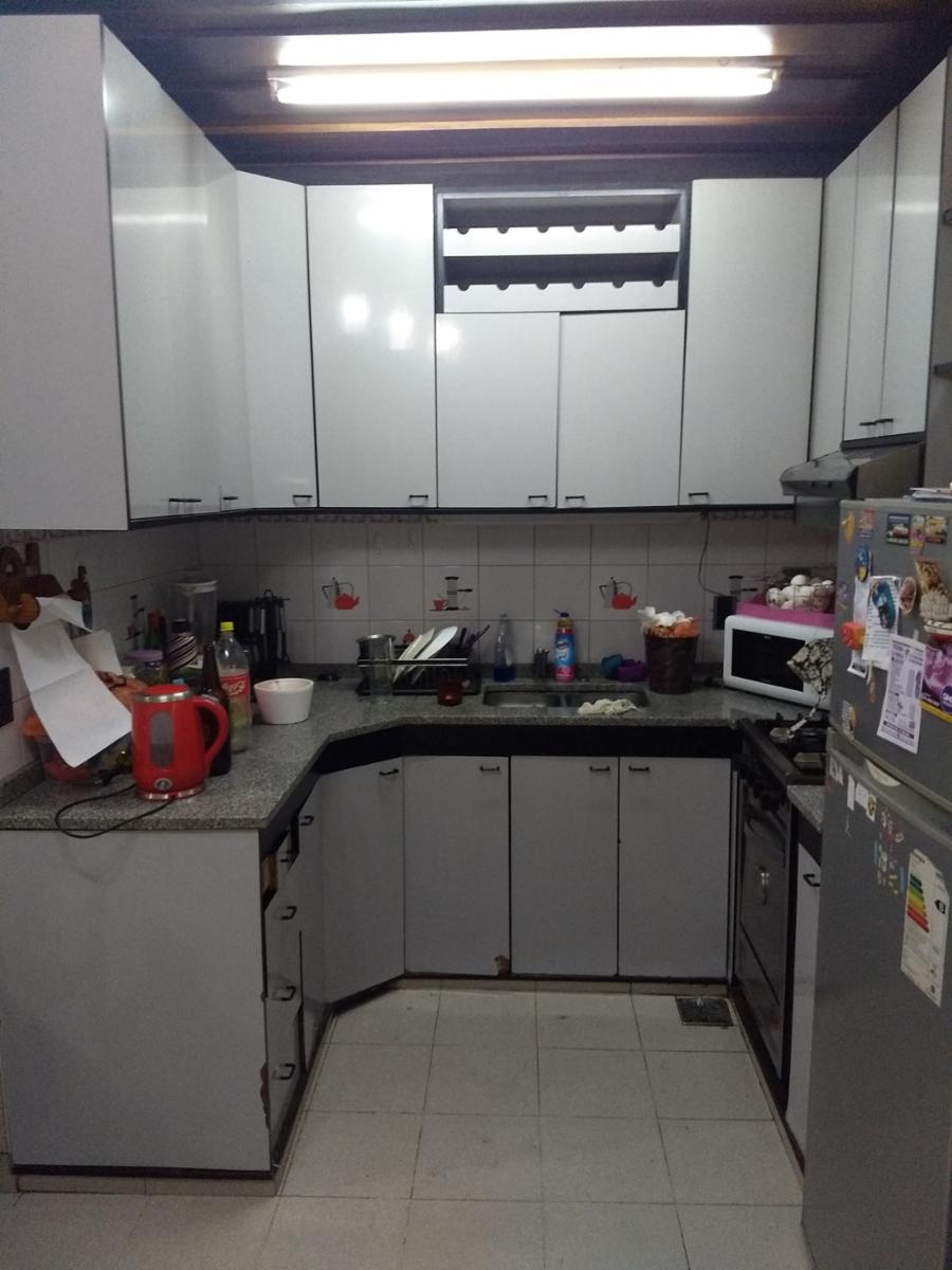 Venta de casa 7 ambientes Casanova