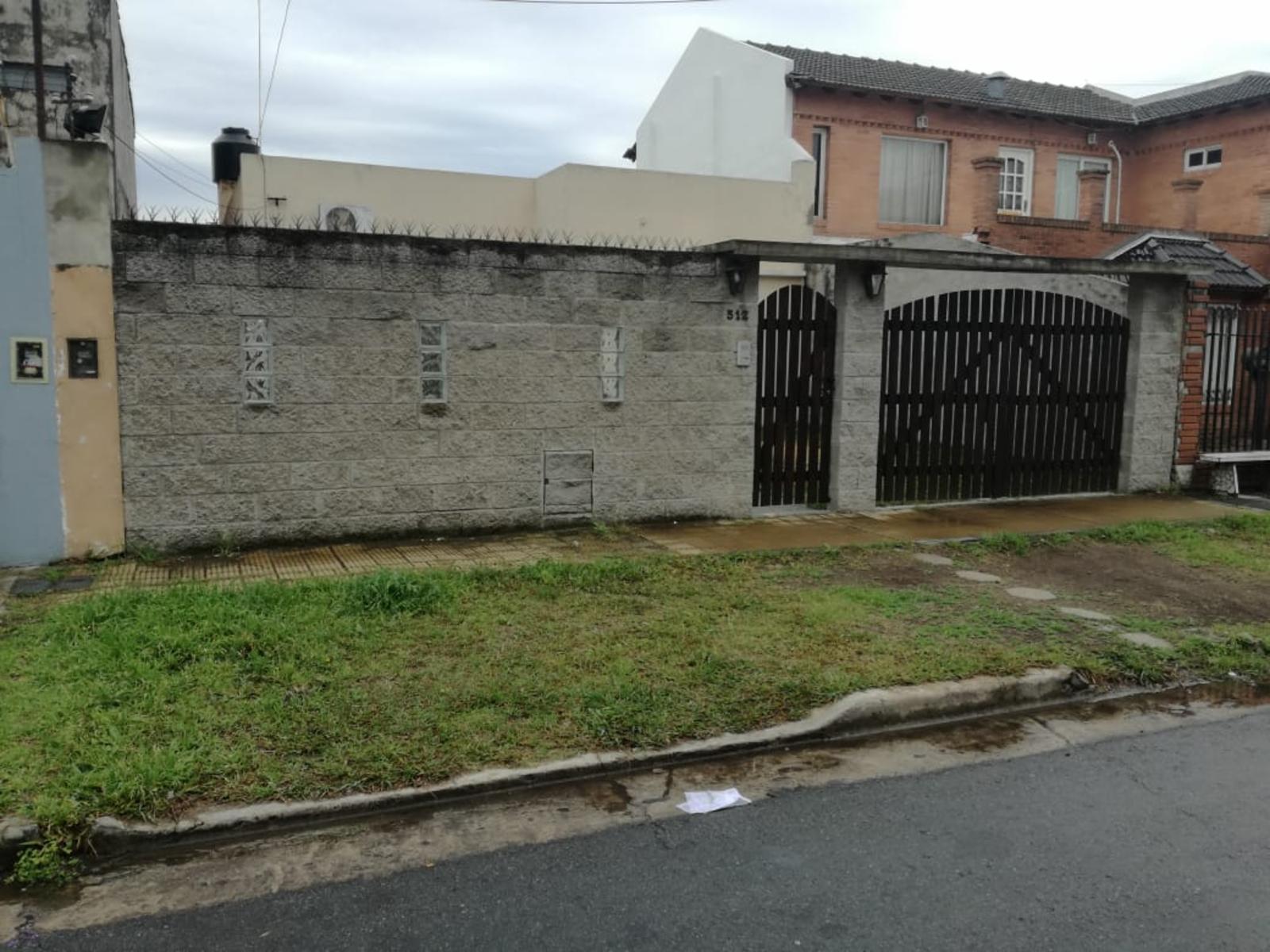 Venta de casa 3 ambientes Villa Luzuriaga — foto 11