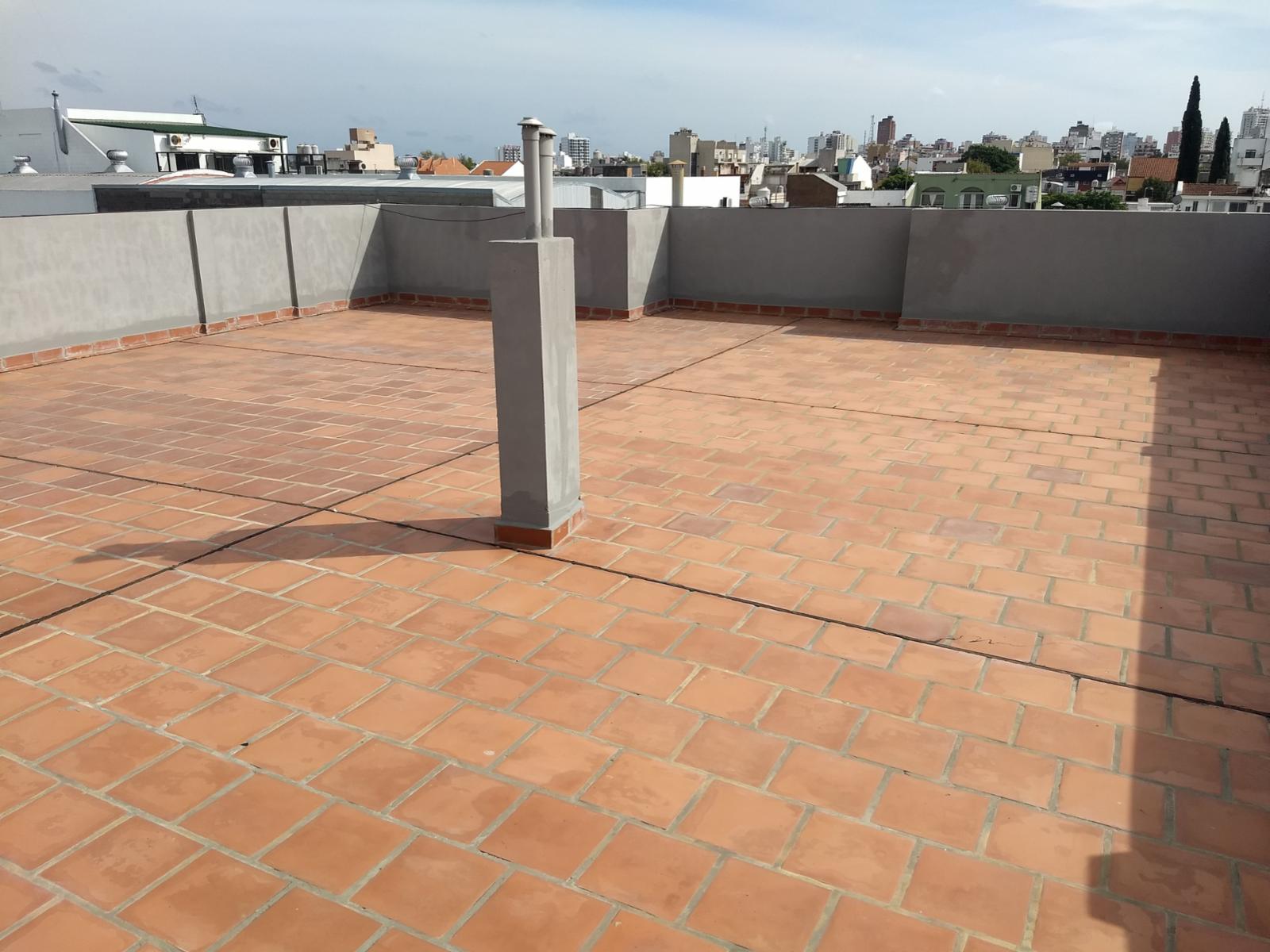 Venta departamento 2 ambientes planta baja con cochera Ramos Mejía — foto 2