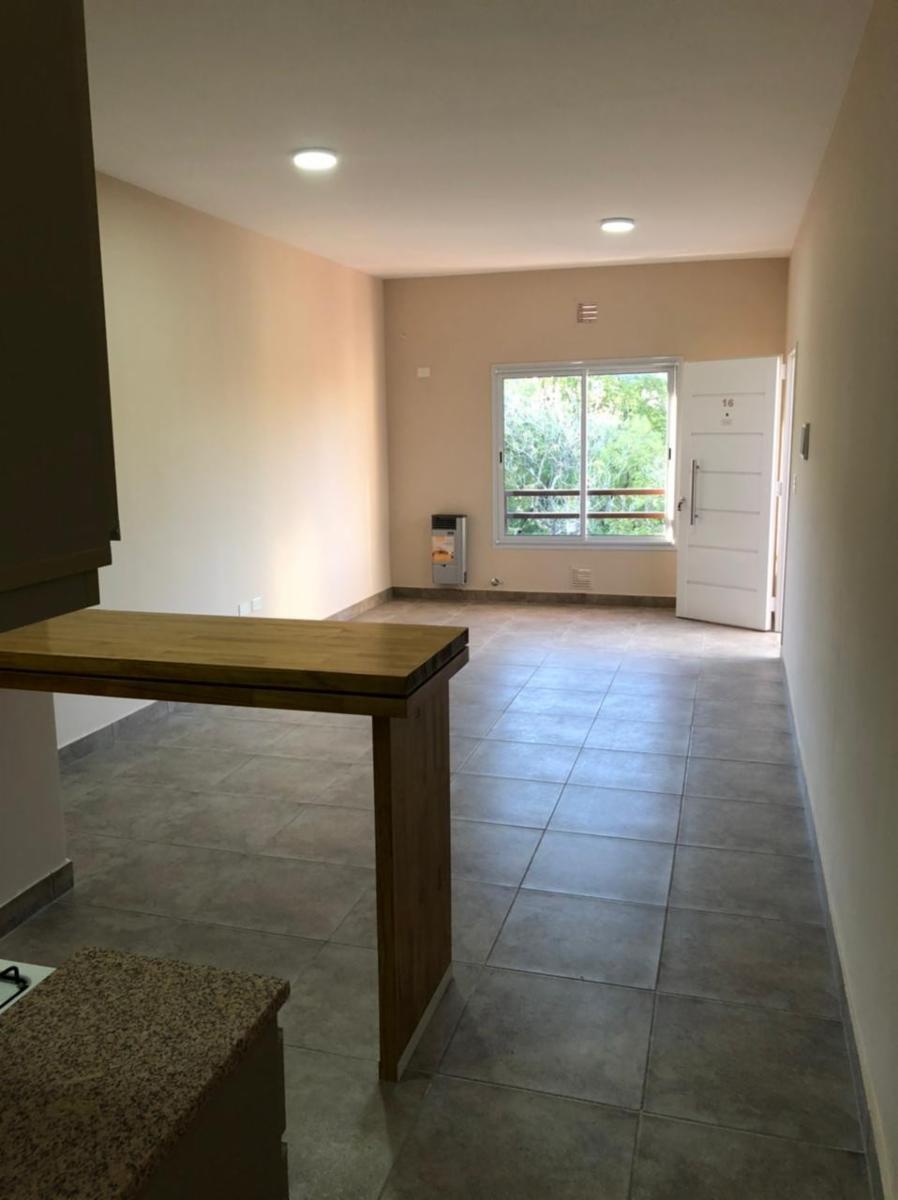 Venta de departamento 2 ambientes con cochera Luján — foto 4