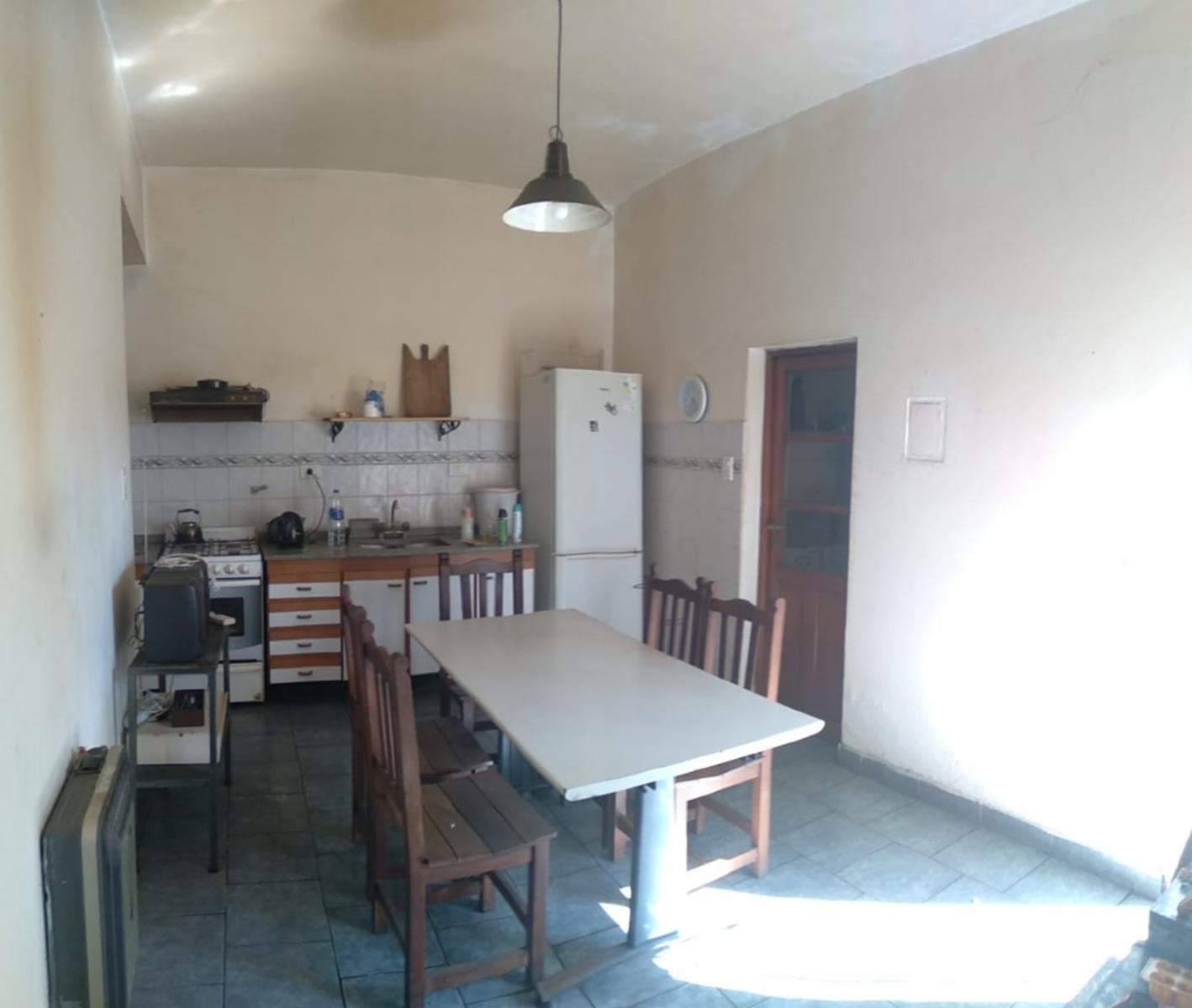 Venta de casa 5 ambientes Villa Luzuriaga — foto 8