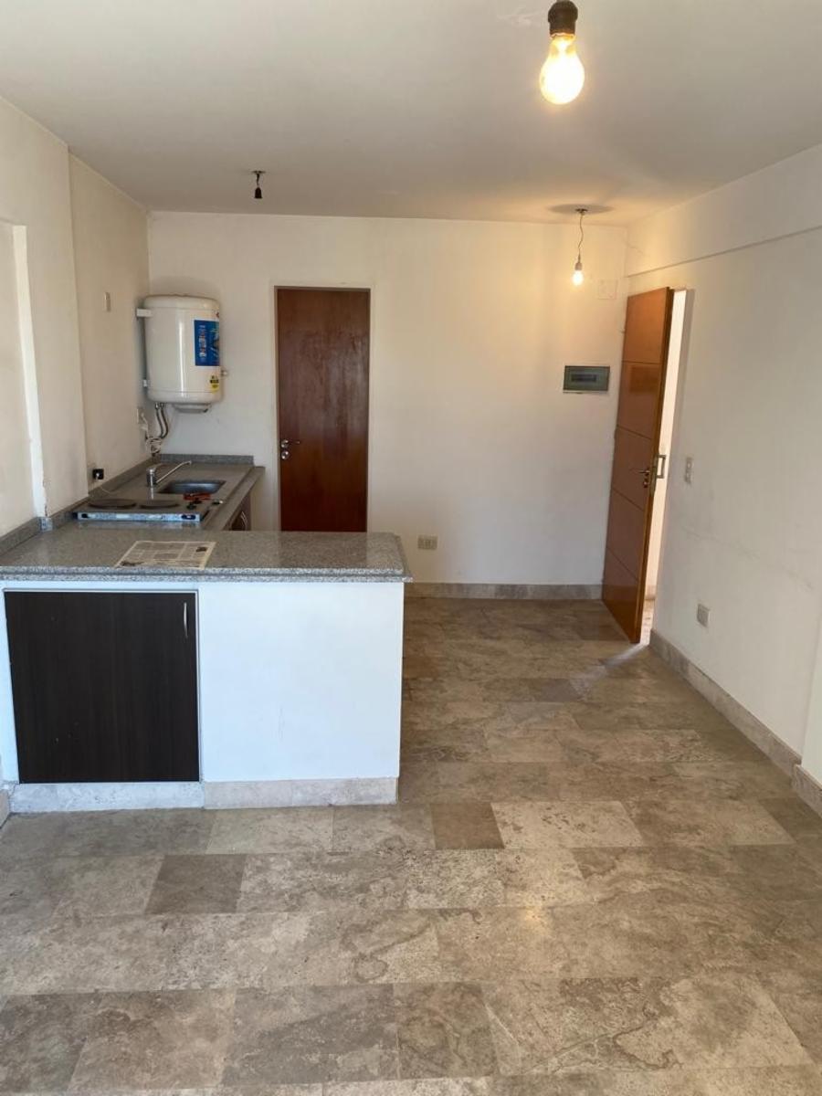 Venta de monoambiente Morón