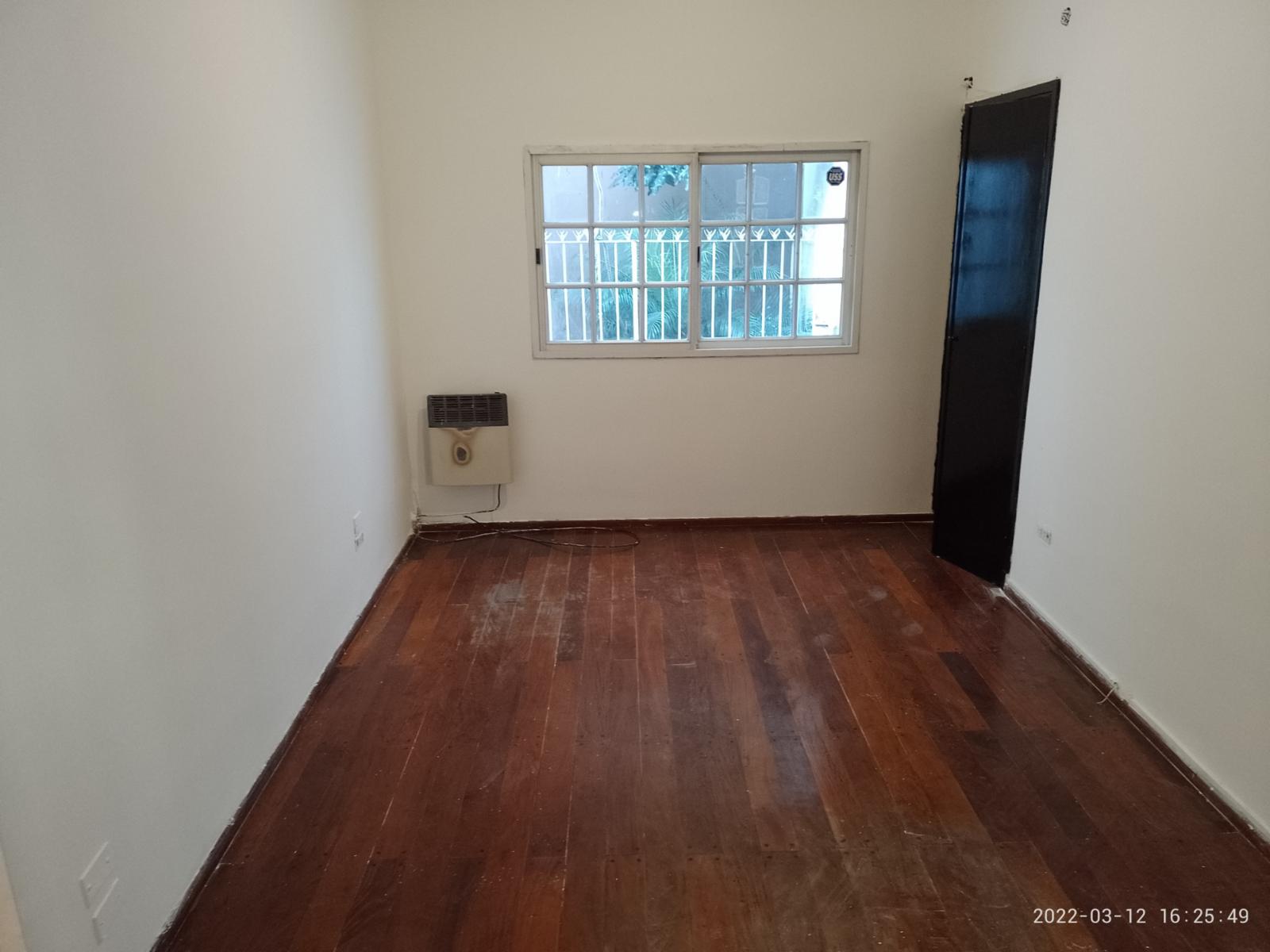 Venta de departamento 3 ambientes con Patio Ramos Mejía