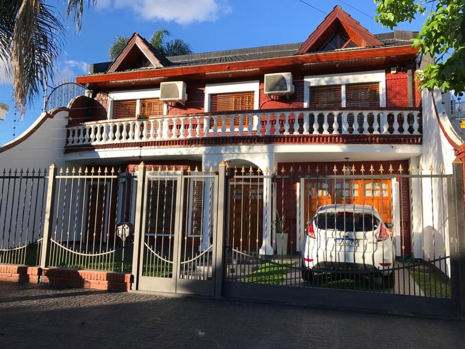 Venta de casa 5 ambientes Villa Luzuriaga — foto 10