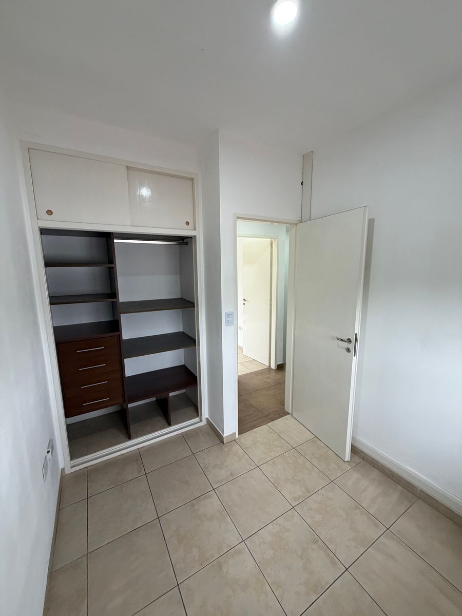 Alquiler triplex 3 ambientes cochera Ramos Mejia - 12