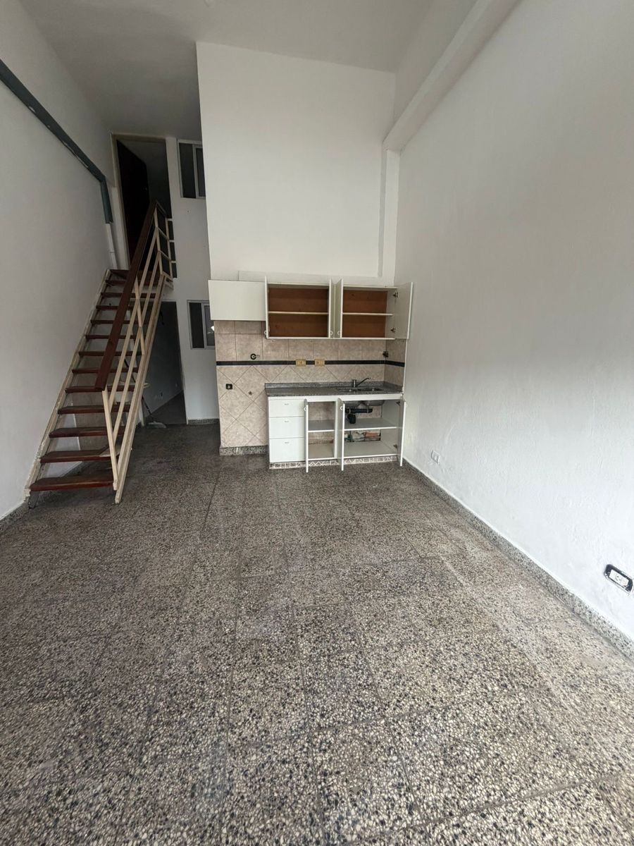 Alquiler duplex Rafael Castillo - 10