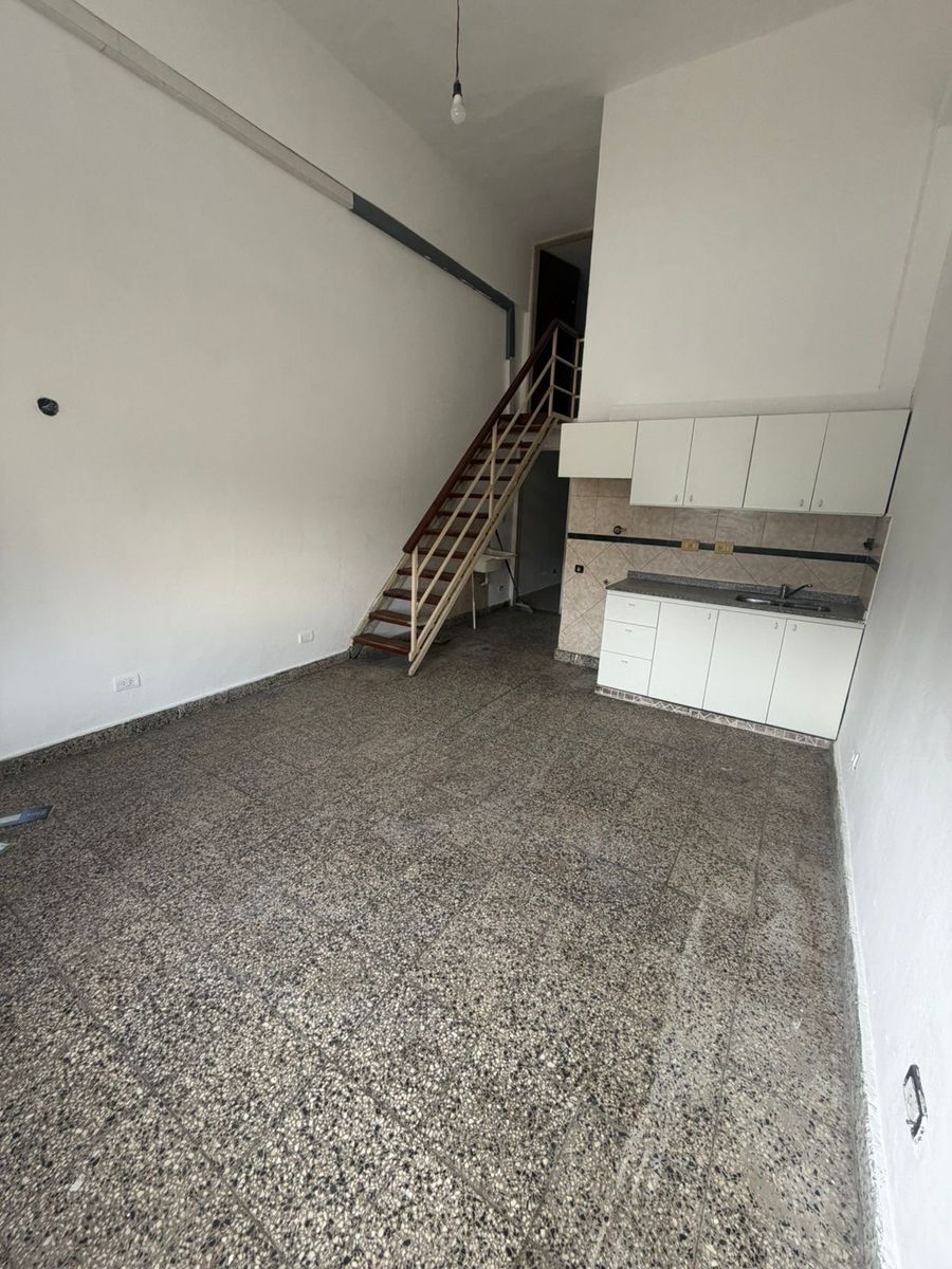 Alquiler duplex Rafael Castillo - 11